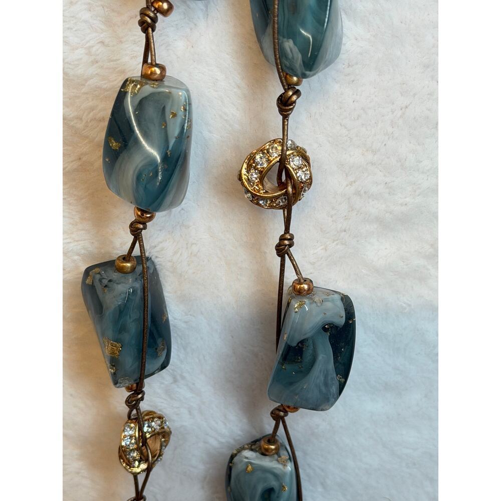 Vintage Blue Marbled Bead Necklace – Chunky | Artsy